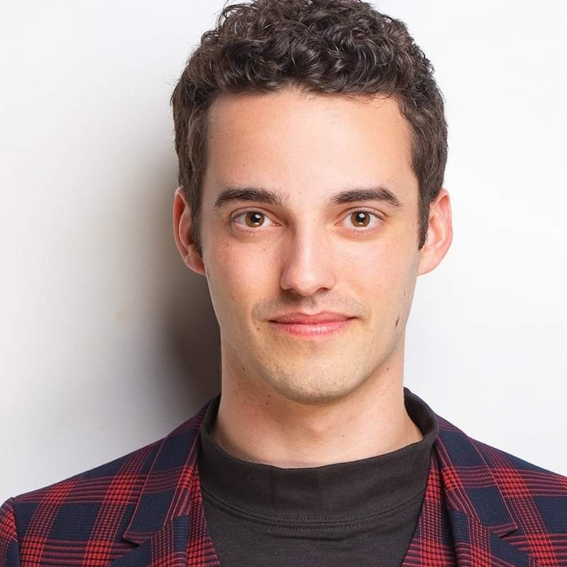 Hunter-Seth_800x800_acf_cropped